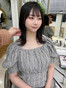 【ミディアムレイヤー】 - Of HAIR Jiyugaoka掲載