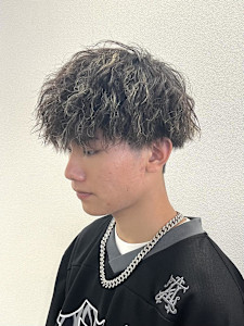 【平山明樹】縦落ちスパイラルパーマ - STYLE 茅ヶ崎 smart salon掲載