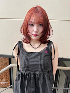 ケイ＊10〜20代ハッシュカット　ミディアムウフル - SHICUNE掲載