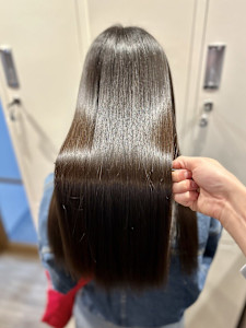 圧倒的艶髪縮毛矯正 - ARiA TWiN by ECLART掲載