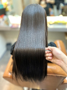 ダメージレス縮毛矯正 - ARiA TWiN by ECLART掲載