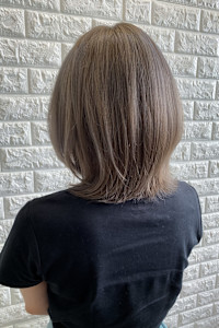 後ろ姿も可愛い【40・50代ママ】に推したい「こなれウルフ」 - TOP SHAPE掲載