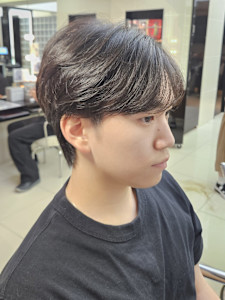 頑張りすぎないフェザーパーマ - tip・top 府中店掲載