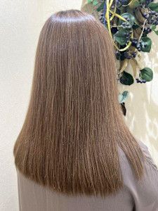 【ヘアジュレドゥ 松田】明るめ白髪ぼかし - hair jurer deux掲載