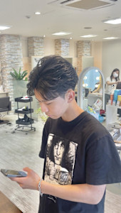 メンズニュアンスフェザーショート - CREA掲載