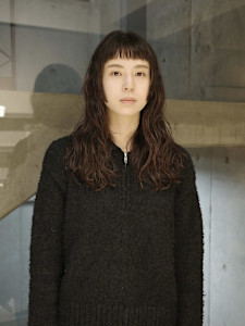 【田中結】ロング　オン眉　クリープパーマ　ニュアンスパーマ - NERO FUTAKOTAMAGAWA掲載