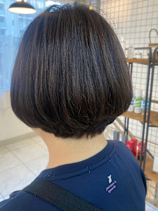 コロンとしたフォルムがかわいいグラデーションボブ - HAIR&MAKE STUDIO MIMURO掲載