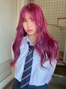 【hinari】ブリーチ/デザインカラー/髪質改善 - MOON by KENJE掲載