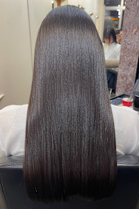 【自分史上最高のツヤ感を？】美髪ストレート