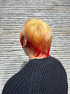 ハイトーン×ホワイトブロンド◎外国人風透明感ハンサムショート