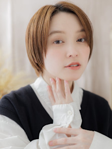 マロンベージュ前髪なしショートマッシュ　ハッシュボブ - COVER HAIR bliss 【カバー ヘア ブリス】川口/ららテラス川口東口駅前店掲載