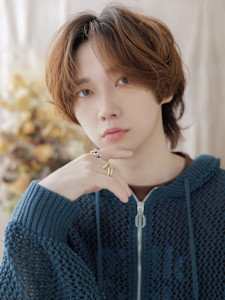 ニュアンスデザインアップバング無造作パーマ　フェザーパーマ - COVER HAIR & SPA bliss【カバーヘア アンド スパ ブリス】浦和/浦和西口店掲載