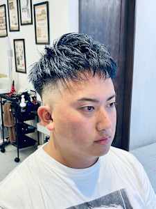 【30代 男性】ロンドンネイビーフェード（大宮/バーバー） - Graceful Barber London掲載