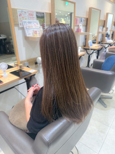 白髪ぼかし細めハイライト30代40代50代【藤沢　藤沢駅】 - KENJE ODAKYU SHONAN GATE掲載