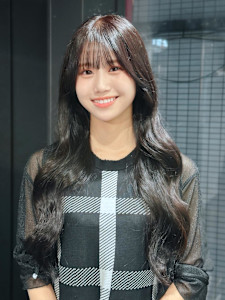 レイヤーカット　韓国ヘア　グレージュ　暗髪 - NYNY 梅田茶屋町店掲載