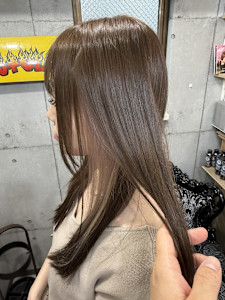 艶感ラベンダーベージュ×やわらかロング【茅ヶ崎髪質改善】 - LAGUZ 茅ヶ崎 髪質改善 ヘアアレンジ掲載