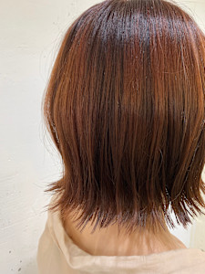 オレンジカラー×ボブスタイル