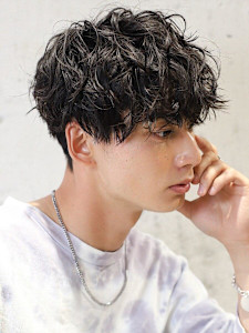 大人の波巻きスパイラルパーマ - LIPPS hair 千葉【リップスヘアー】掲載