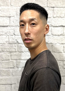 ビジネスに映える爽やかショートフェード - グレイスフルバーバー プラチナム掲載