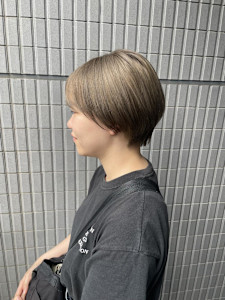 中明度カラー/ケアブリーチ/ミルクティーベージュ - AO。掲載