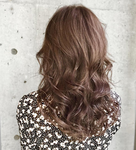 ピンクベージュ - Prism掲載