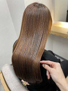 酸性ストレート[髪質改善][縮毛矯正] - ARiA TWiN by ECLART掲載