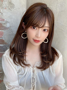 2wayバングでイメチェン顔まわりレイヤーのくびれヘアが人気 - AFLOAT/L 錦糸町【アフロートエル】掲載