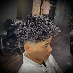 【ツイストジェットフェード】 - Love&Hair Breit 関目掲載