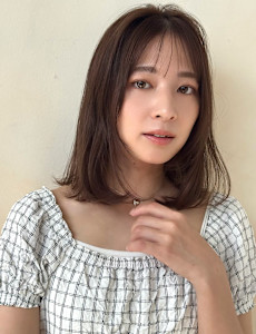 ワンカールミディアム/シースルーバング/オリーブベージュ - ZACC vie 【ザック ヴィ】掲載