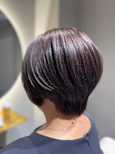 ブルーバイオレット×ショートボブ 『銀座/個室』 - answer BEAUTY SALON掲載