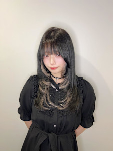 ハッシュカットでふんわりスタイル - Bulansis Hair掲載