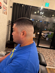 坊主ハイスキンフェード - Bro Tokyo BARBERSHOP 神田店 MEN'S専門理容室掲載