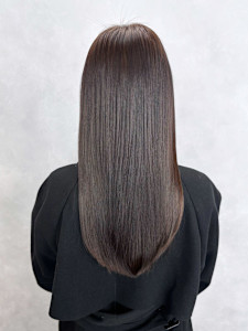 美髪おくれ毛韓国前髪カットヘアロング_ba550421 - IT by ALBUM 下北沢店掲載