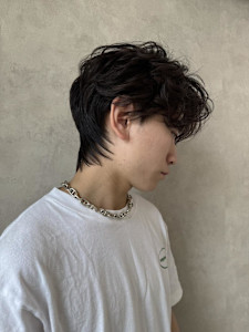 束感をしっかり出した韓国フェザーウルフヘア！ - sie by KENJE掲載