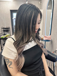 激かわグラデーションスタイル - Lanisis Hair掲載