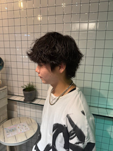 波巻きウェーブ巻きマッシュウルフ刈り上げなし