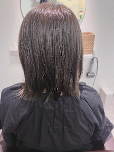 抜け感のあるシルバーアッシュカラー - ヘアメンテ江古田店掲載