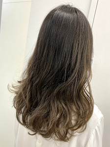 カット/カラー/トリートメント/ブリーチ