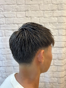 フォアードツーブロスキンフェード - 銀座マツナガ 新宿パークタワー店掲載