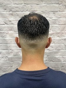 ハイフェードソフトモヒカンショート - グレイスフルバーバー プラチナム掲載