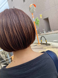 白髪ぼかしハイライト - ポワル理美容室掲載