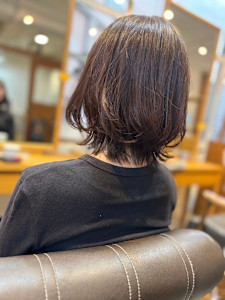 外ハネボブスタイル - ポワル理美容室掲載