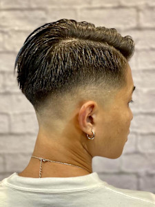 スキンフェードスタイル - 銀座マツナガ 新宿野村ビル店掲載