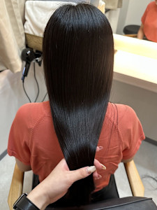 艶髪髪質改善METEO縮毛矯正 - ARiA TWiN by ECLART掲載