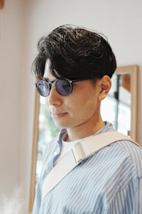 ハンサムショートセンターパート毛流れパーマ - Muse by KENJE掲載