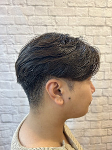 クセのない髪に"自然なクセ"で、ノーセットでも扱いやすく - 銀座マツナガ 新宿パークタワー店掲載