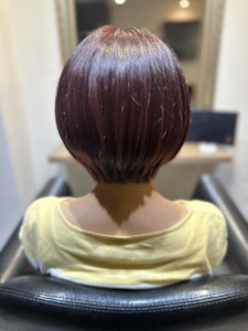 ショートボブ・パープルカラー