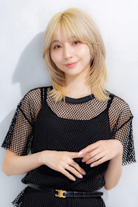 ブロンドミディアム