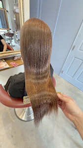 縮毛矯正ロングヘアアッシュグレージュカラー