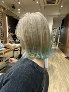 透明感×遊び心のあるインナーカラー - Logue掲載